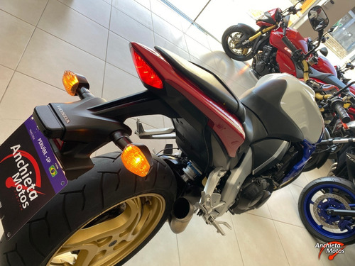 Imagem 6 de 10 de Honda Cb1000r Capitão América