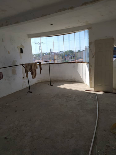Imagen 10 de 24 de Se Vende Casa En Santa Rita Linares Alcántara 04124827470