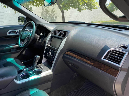 Imagen 9 de 15 de Ford Explorer 2015 3.5 Limited Mt