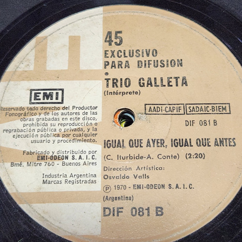 Simple Trio Galleta Emi C8