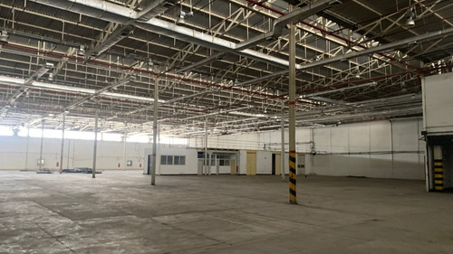 Imagen 5 de 18 de Galpón Y Edificio Industrial En Venta En Zona Industrial De Guarenas