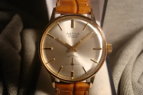 Plaque oro reloj sale
