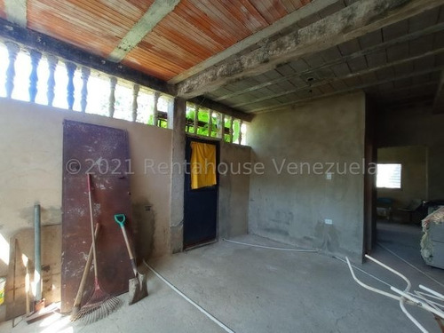 Imagen 4 de 7 de Terreno En Venta En El Castaño 22 - 10307 Jcm