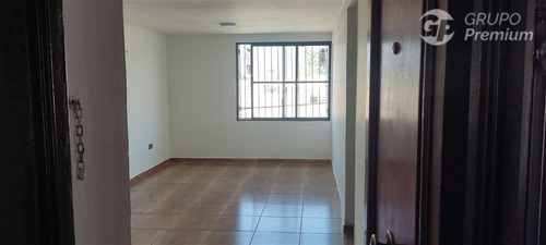 Departamento En Venta De 3 Dorm. En La Granja