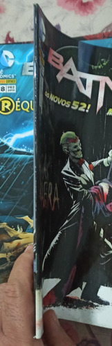 Batman N° 17 - Os Novos 52 ( 2ª Série) - Panini (Usado)