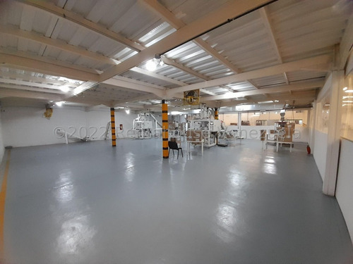 Imagen 18 de 30 de Galpón Comercial En Venta En Zona Industrial 2 Barquisimeto Lara ++23-14465 */ M.c T. N° +0-4-2-4- 5.5.6. 5.7. 5.9 *--**