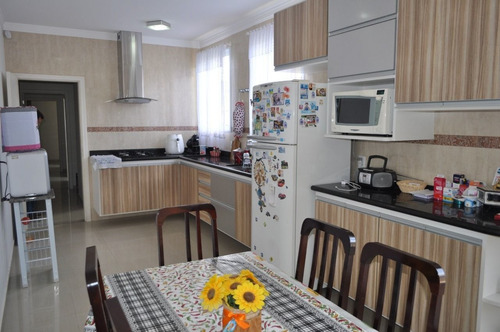 Chacara Residencial Em Vinhedo - Sp, Caixa Dagua - 0003496