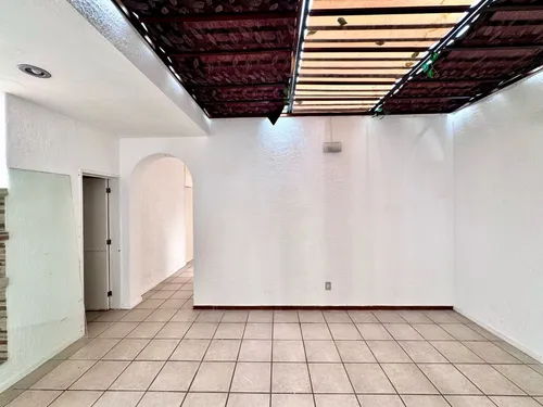 Casa En Renta En El Palomar, Tlajomulco