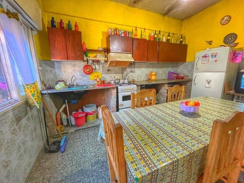 Imagen 12 de 24 de En Venta Casa, Multifamiliar, A Reciclar!! (villa Lugano)