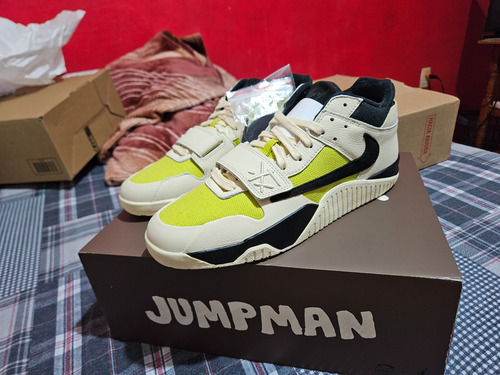 Tenis Travis Scott Jordan Jumpman Jack Tr Bright 10 Mx 30 Cm (Usado)