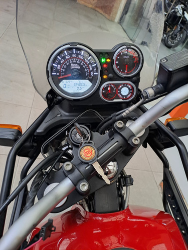 Royal Enfield Himalayan 411 Modelo 2021