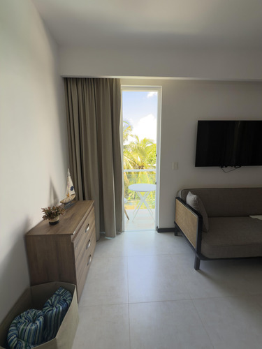 Apartamento Amueblado En Venta, Segunda Línea De Playa, 1 Hab.