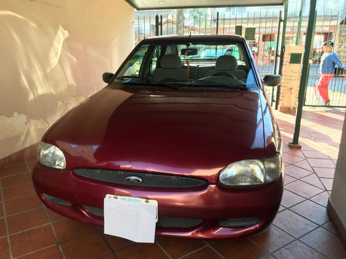 Imagen 1 de 15 de Ford Escort 1.8 Td Año 2002. Único Dueño, Impecable
