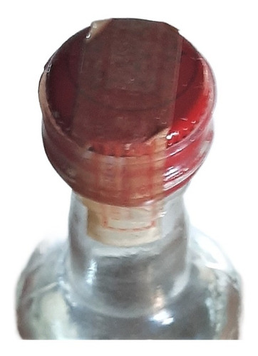 Botellita Miniatura Vodka Bolskaya Bols Cerrada Con Cont. (Usado)
