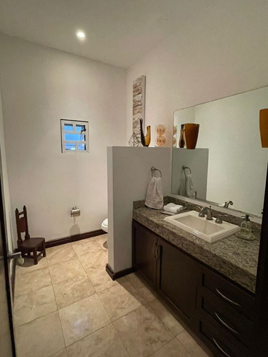 Casa En Venta En Canterías En Monterrey