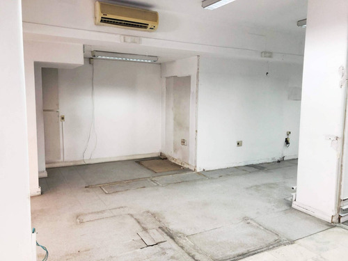 Venta Local Comercial Aguada - Yaguaron