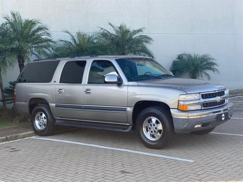 Imagem 3 de 10 de Chevrolet Suburban 4x4 5.3 V8 7 Lugares