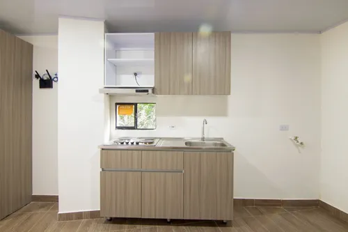 Edificio ( Local Y Apartamentos) En Venta