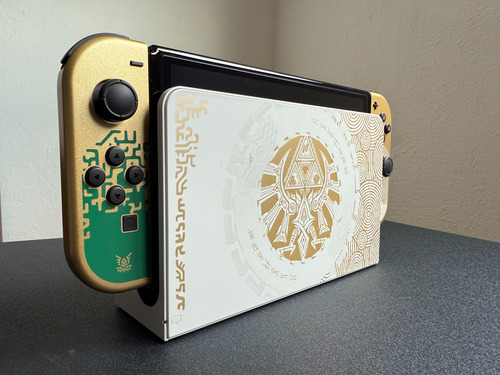 Consola Nintendo Switch Oled The Legend Of Zelda: Totk Dorado (Usado)