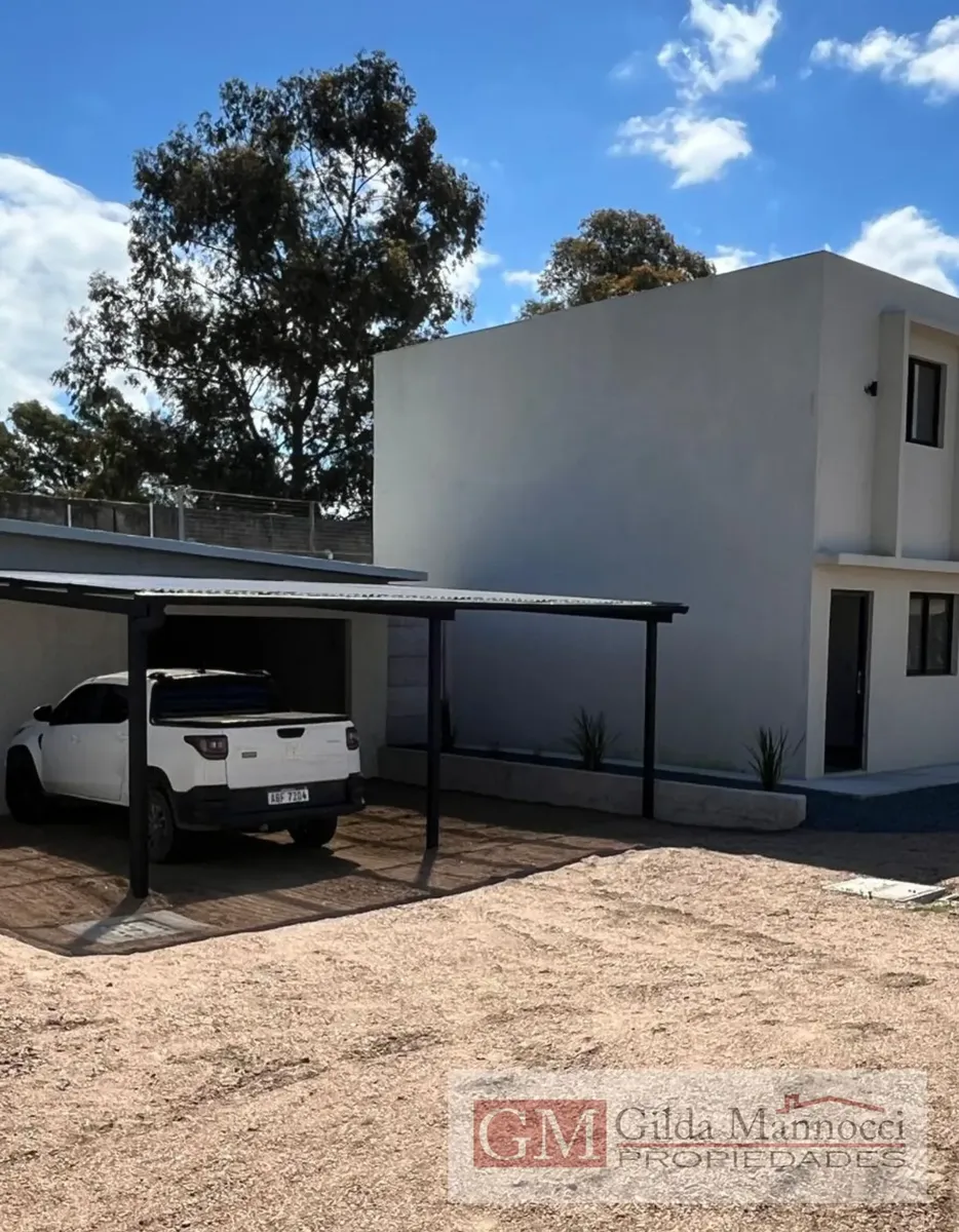 Casa De 2 Plantas, 2 Dormitorios, Garaje, En Alquiler En Solymar · Foto 4