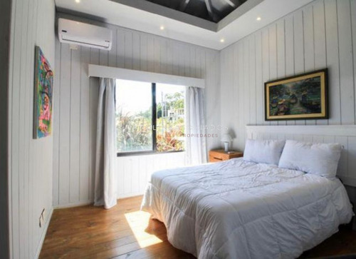 Casa En Venta De 3 Dormitorios En Punta Del Este , Jose Ignacio - Ref: 3815