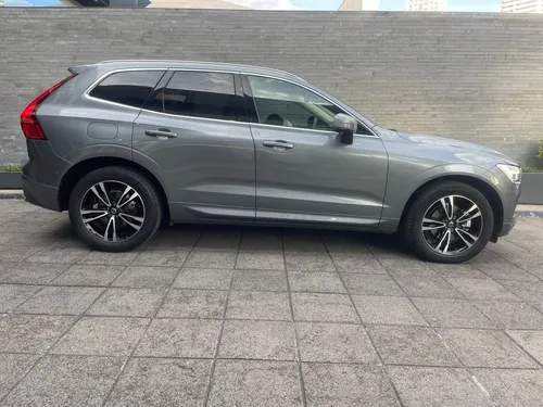 Volvo XC60 2.0 T5 Momentum At