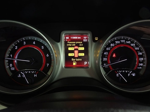 Imagem 6 de 8 de Dodge Journey Sxt