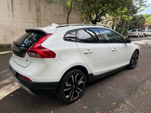 Volvo V40 Cross Country 2.0 T4 Drive-e 5p