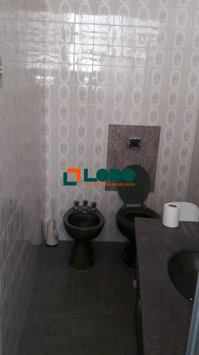 Imagem 8 de 15 de Casa Em Ótima Localização - 230