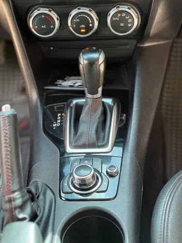 Mazda 3 2.0 Touring At