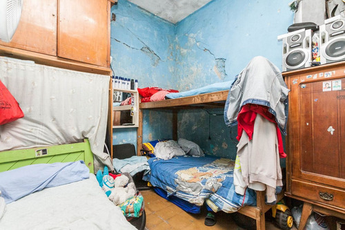 Venta En Block De Casa, Local Y Garage A Reciclar