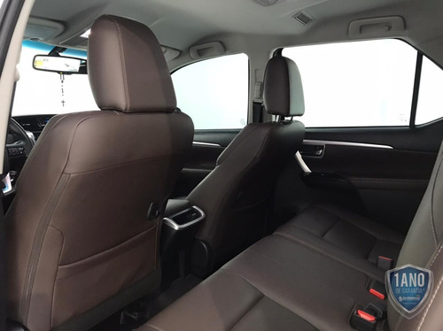 Imagem 13 de 15 de Toyota Hilux Sw4 Srx 2.8 7l