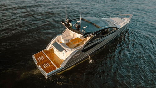 Lancha Azov Z480ht - 2025 - 0km- Navegabilidade, Acabamento