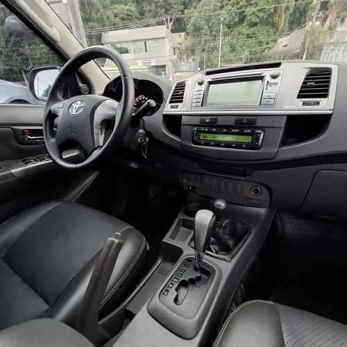 Toyota Hilux 2.7 SRV 4X4 CD 16V FLEX 4P AUTOMÁTICO