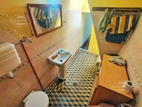 Venta De Casa 3 Dormitorios Con Garaje - Reducto