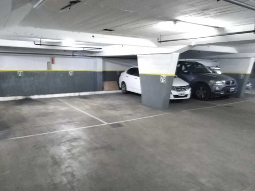 Imagen 1 de 4 de Cochera En Venta En Tribunales