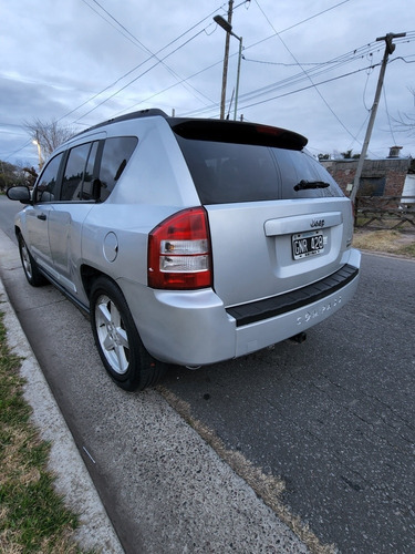 Imagen 5 de 11 de Jeep Compass 2007 2.4 Limited