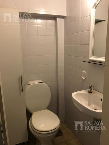 Imagen 5 de 7 de Local En Galeria Los Tilos A Mts De Av. Maipu - Olivos