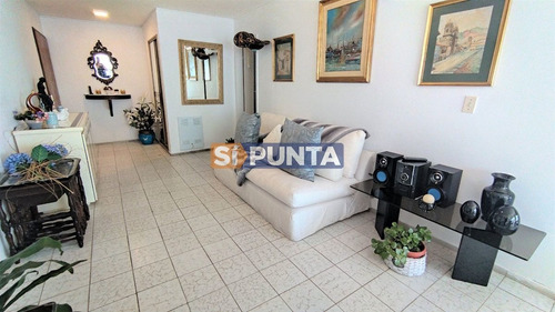 Imagen 3 de 21 de Apartamento En Venta - Zona Península.