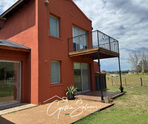 Venta Casa De 4 Ambientes Carlos Keen Chacras De San Andres