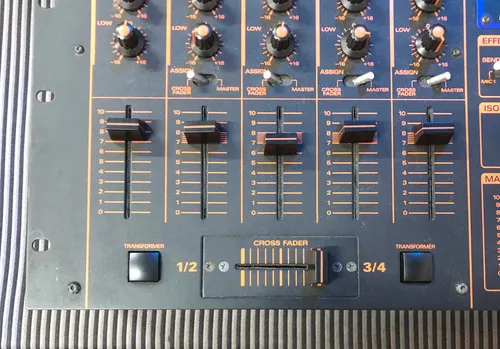 Roland Dj-2000 Mixer Profissional De Dj | MercadoLivre Roland Dj-2000 Mixer Profissional De Dj | MercadoLivre