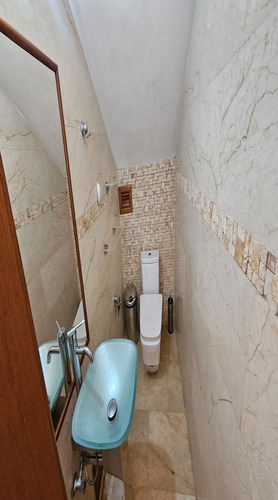 En Venta Townhouse En Hoyo 5, Villas De San Diego Country Club, Valencia.