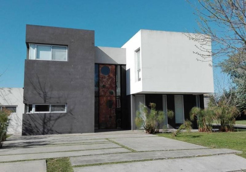 Imagen 4 de 8 de Casa En Haras De Santa Maria Venta Con Renta Hasta 9/2021