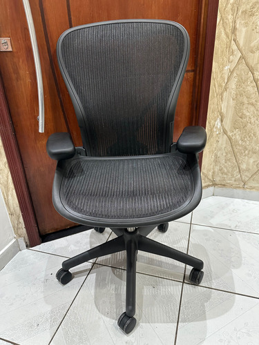 Cadeira Herman Miller Aeron B Não Compra C Mercado D Envios Grafite (Usado)