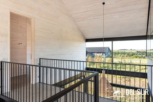 Casa En Loteo, Línea Nueva
