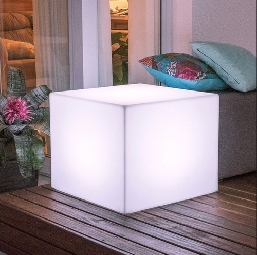 Puff Artiuminacao - Cubo 55 Led Rgb - Controle Remoto