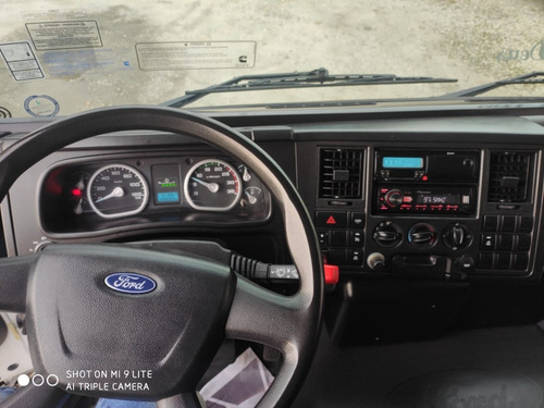 Ford Cargo 816 Caçamba 2017, C/ 65.000 Km