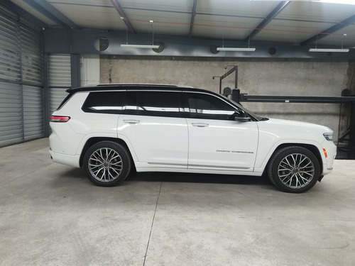 Jeep Grand Cherokee 5p L Summit Reserve 4x4 V8/5.7 Aut