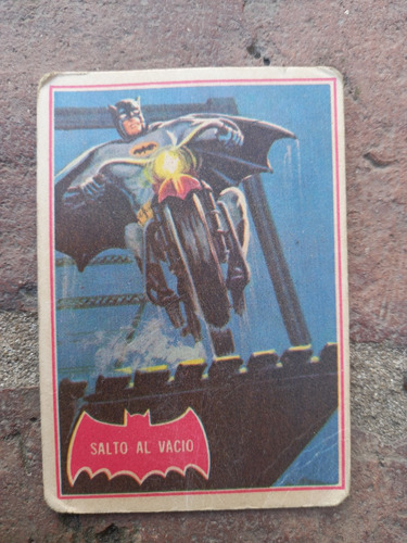 B- Figurita Batman Tarjeta Año 1966 N.10