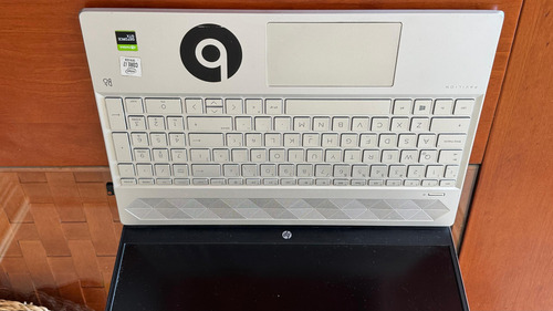 Notebook Hp Pavilion 15-cs3010la I7 12gb 512gb Ssd (Usado)